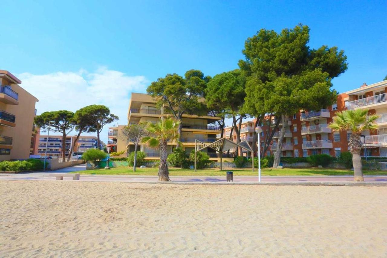 קמברילס Uhc Txingudi Apartments מראה חיצוני תמונה